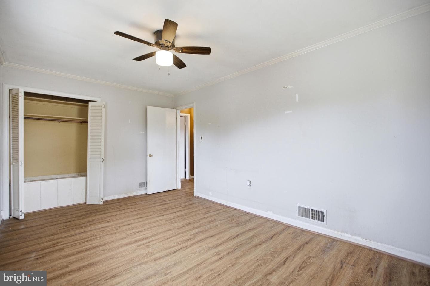907 Luray Place photo 19
