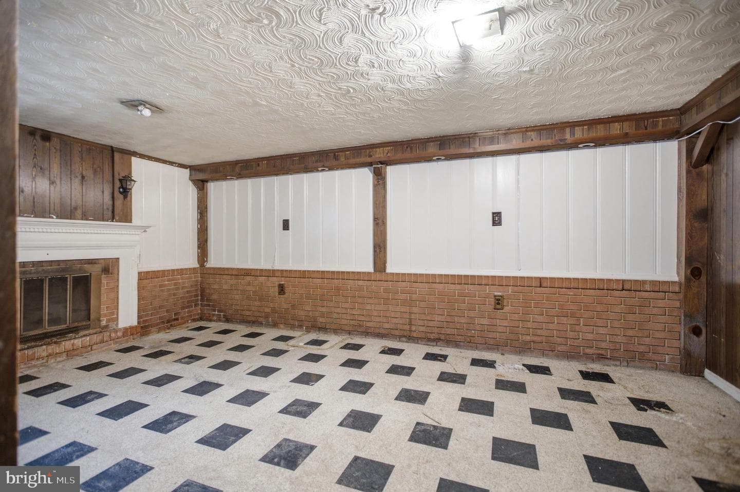907 Luray Place photo 24