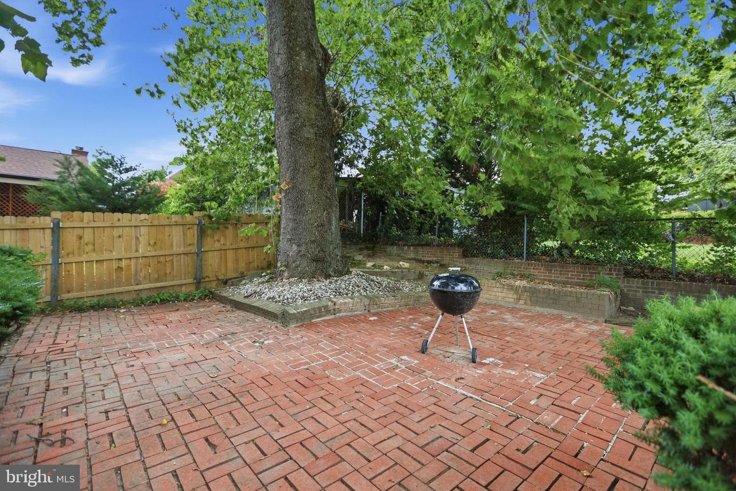 907 Luray Place photo 33