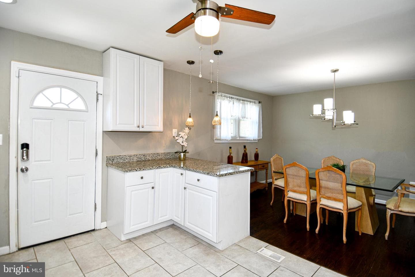 5815 Arbroath Drive photo 12