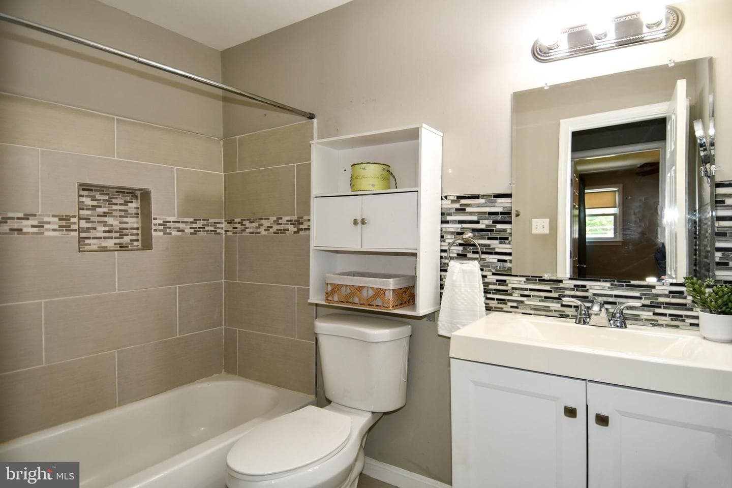 5815 Arbroath Drive photo 25