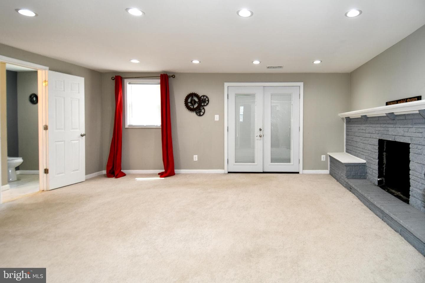 5815 Arbroath Drive photo 35