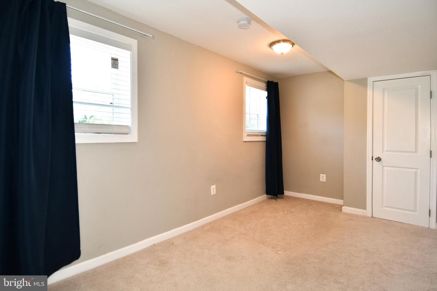 5815 Arbroath Drive photo 37
