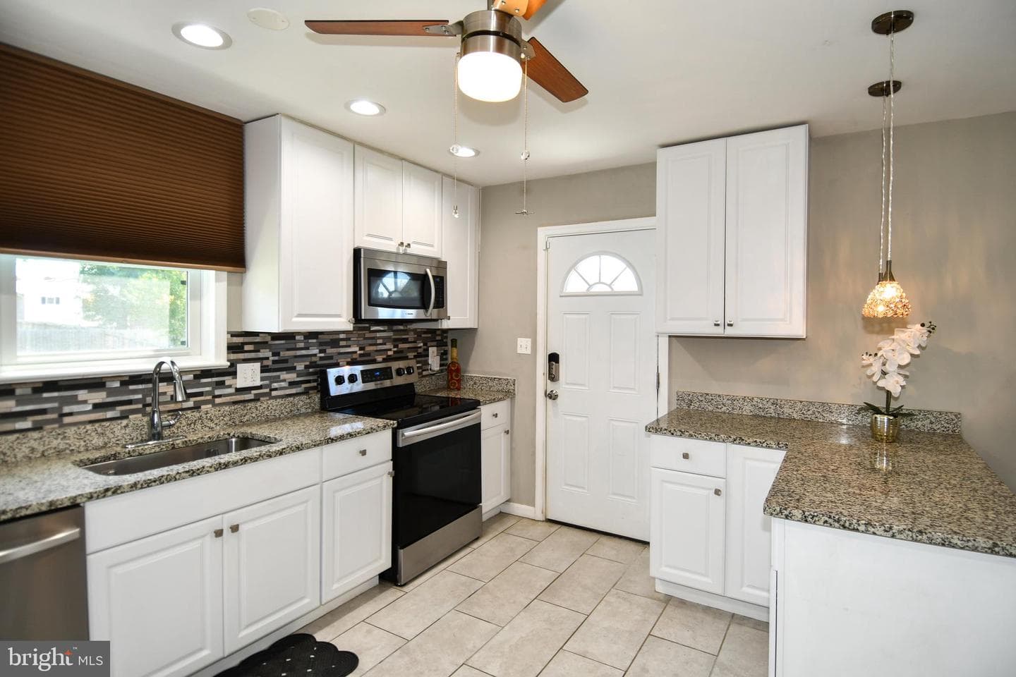 5815 Arbroath Drive photo 9