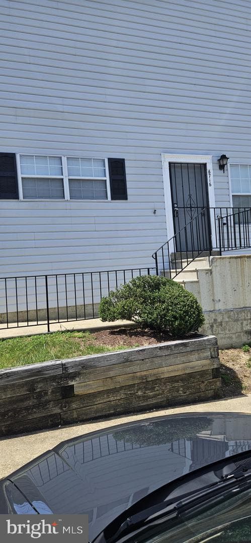 6716 Milltown photo 1