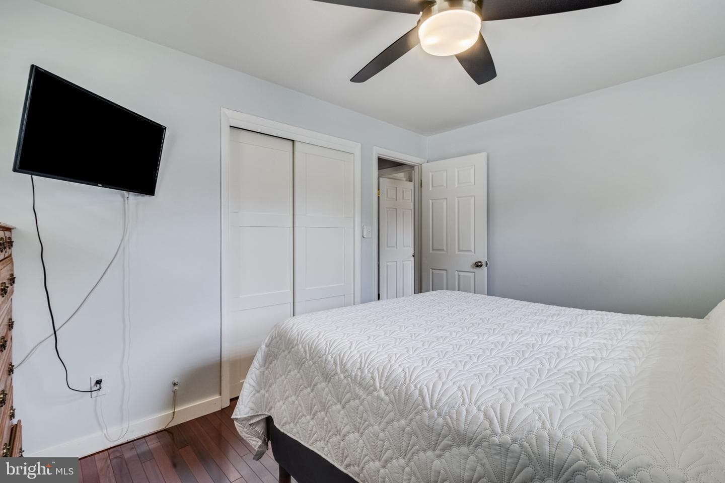 5709 Spruce Drive photo 8