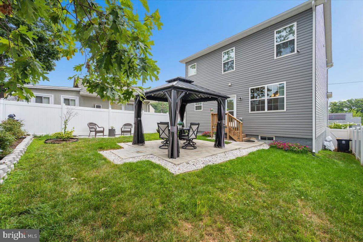 1517 Pacific Avenue photo 49