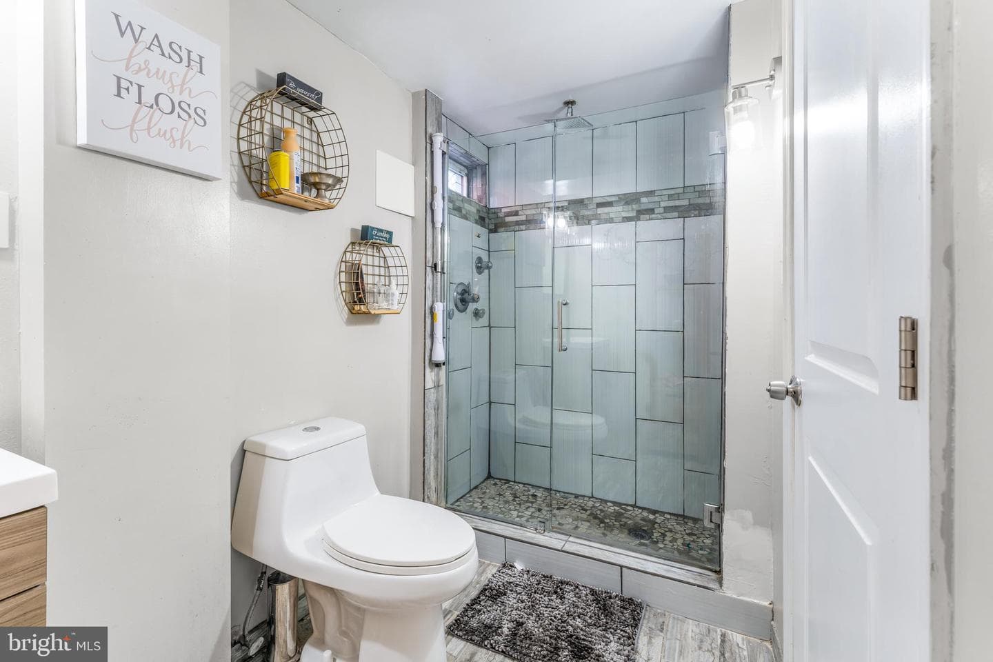 6328 Foster Street photo 37