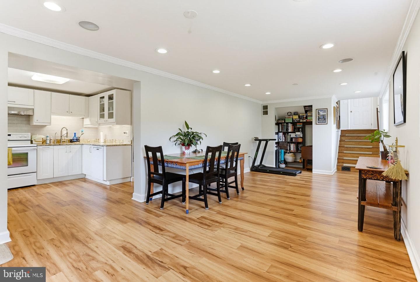 5923 Bryn Mawr Road photo 9