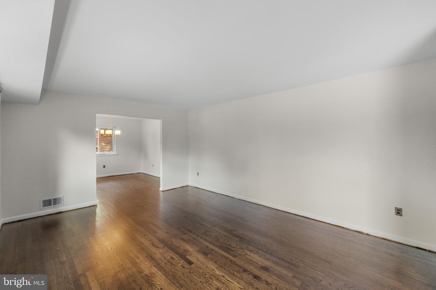 2200 Rosecroft Boulevard photo 7