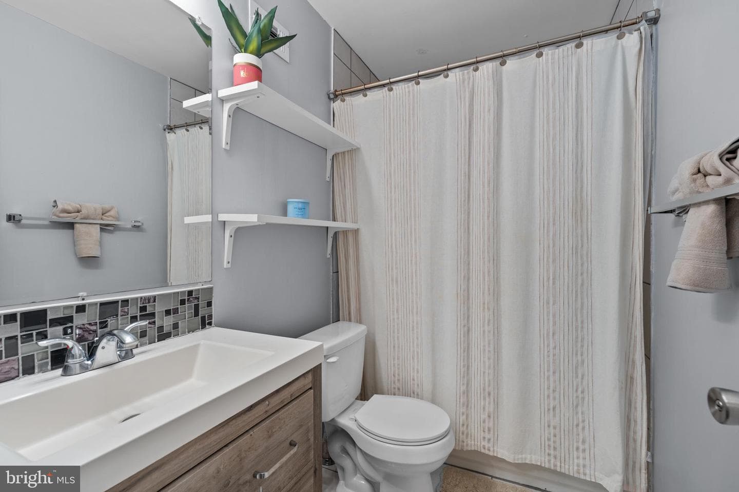 1727 Countrywood Court photo 33