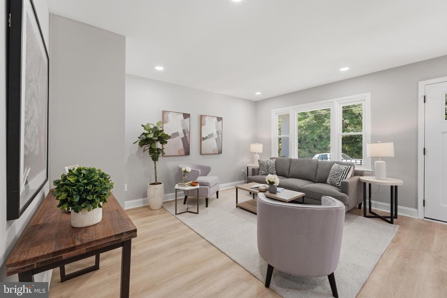 1213 Quo Avenue photo 4