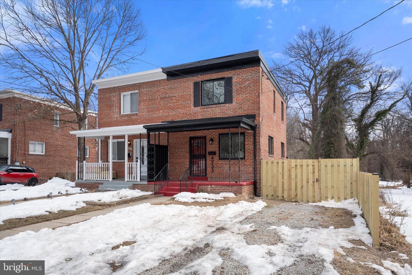 4933 38th Avenue photo 12