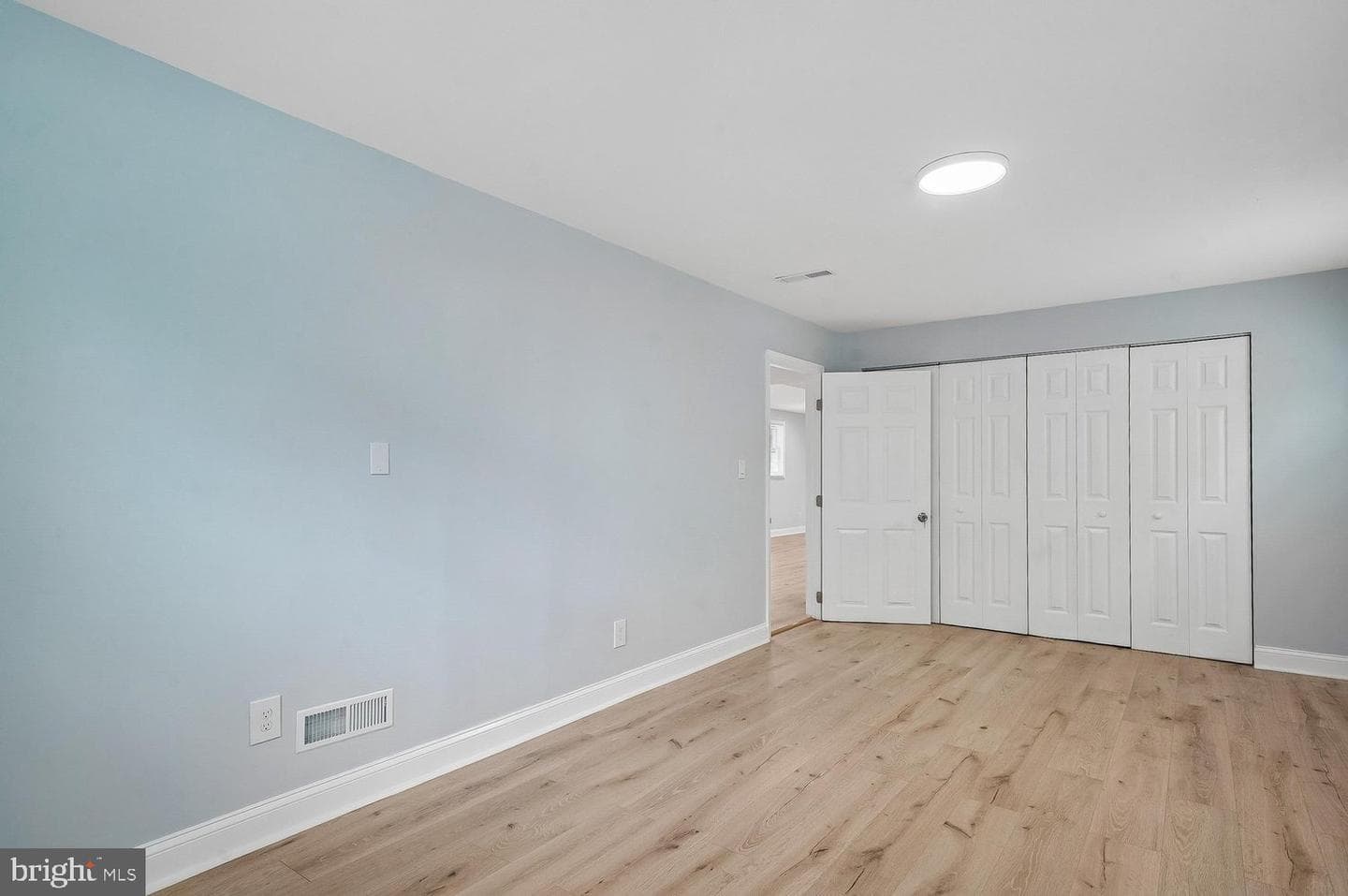 6904 Fulford Street photo 24