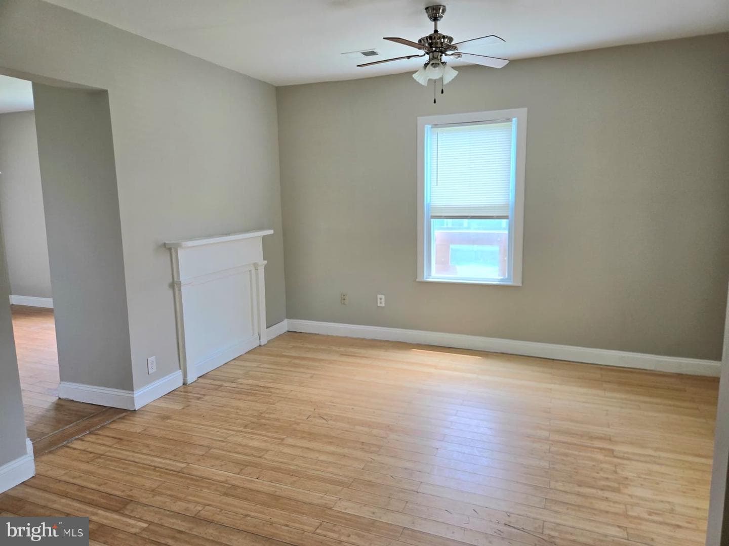 809 Eastern Avenue photo 16