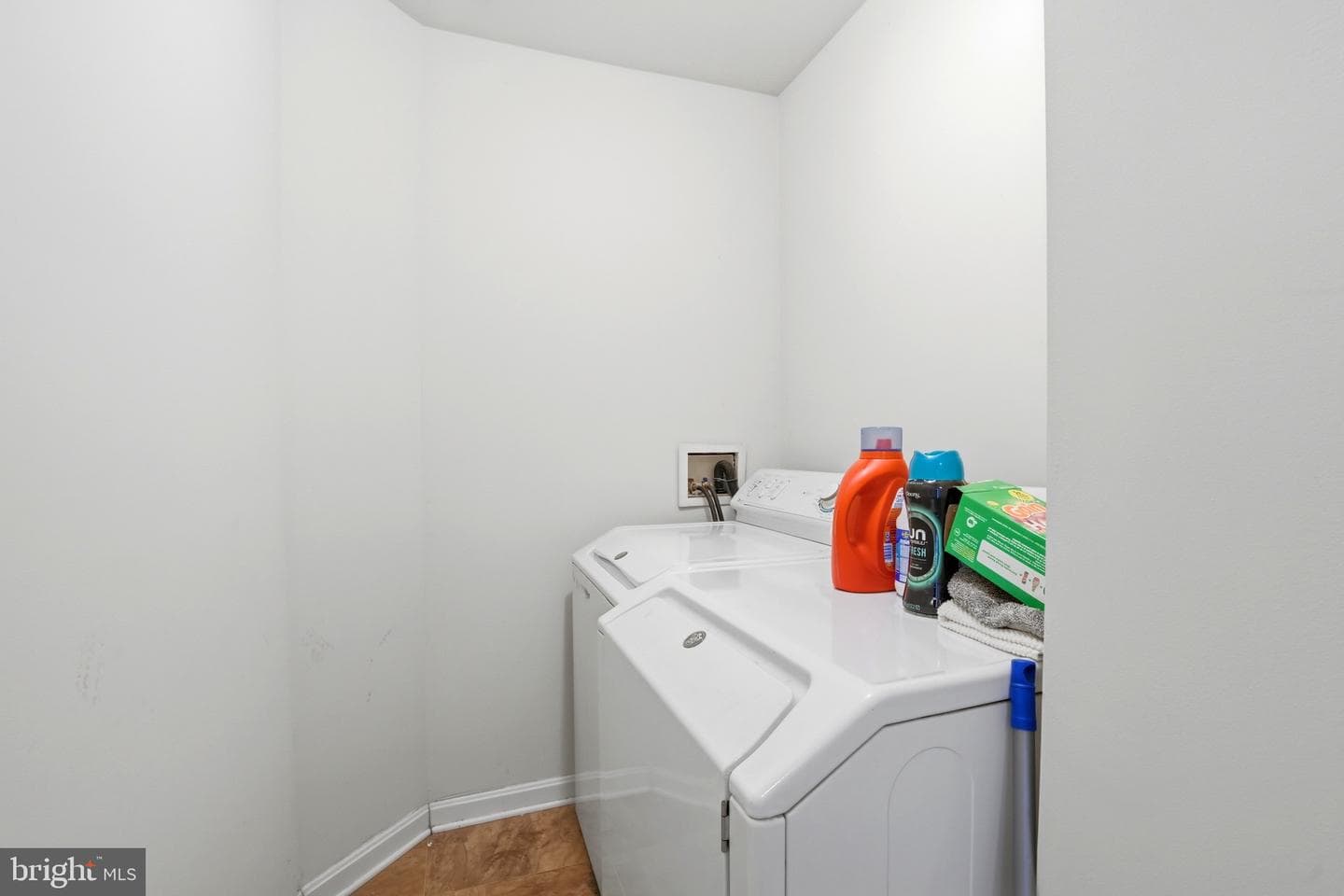 3508 Jervis Court photo 20