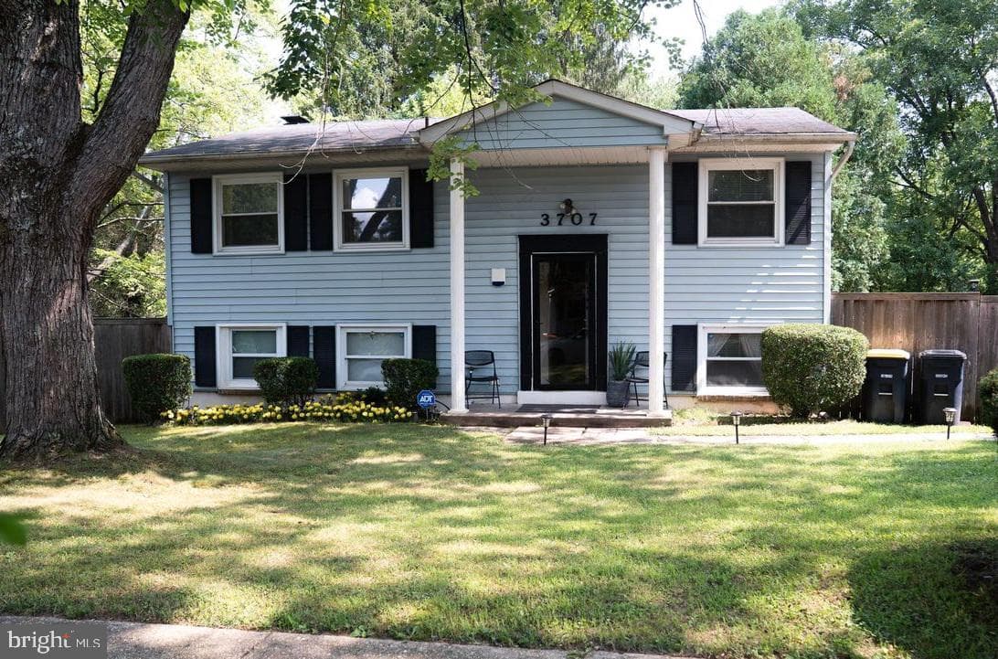 3707 Halloway Place photo 1