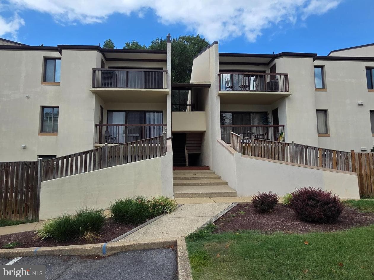 10118 Campus Way S #203-7b photo 1