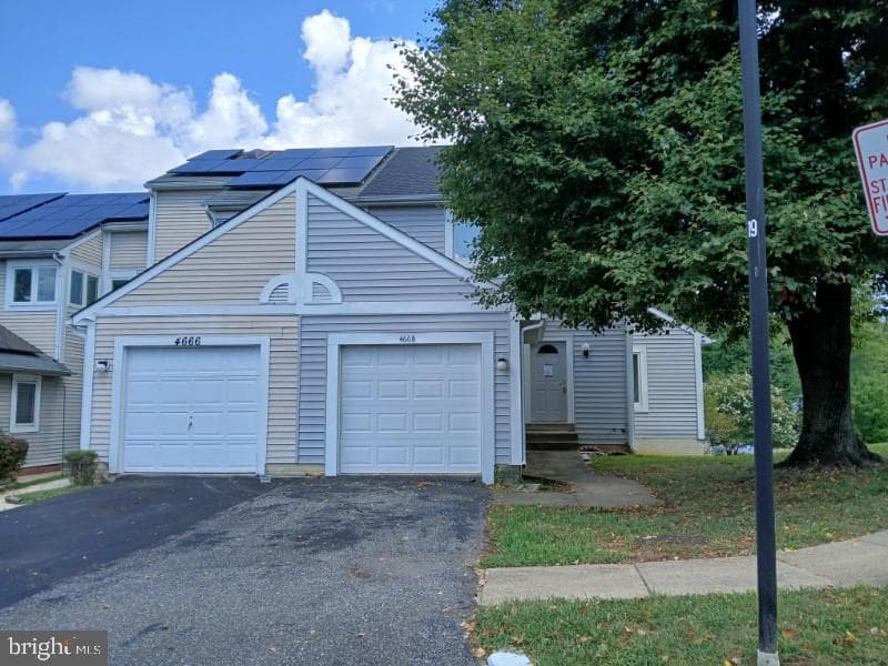 4668 Winterberry Lane photo 1