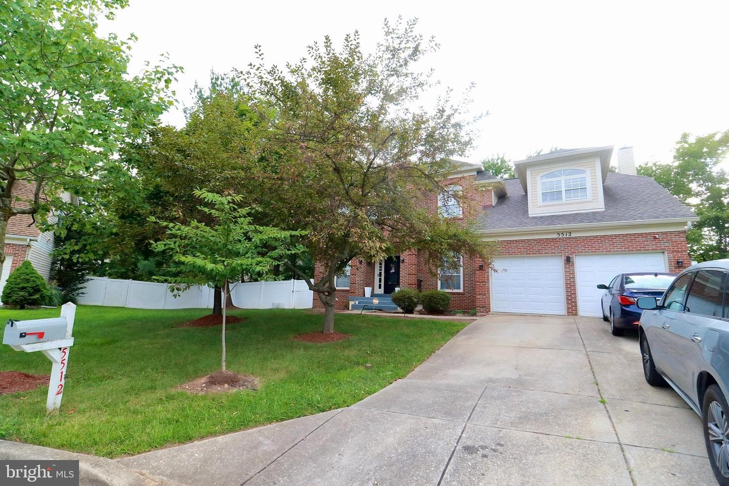 5512 Axton Court photo 1