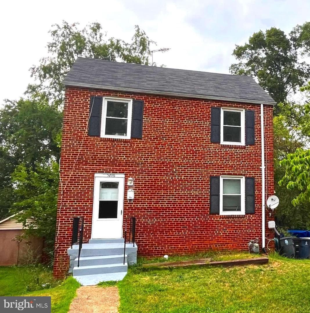 5206 Varnum Street photo 1