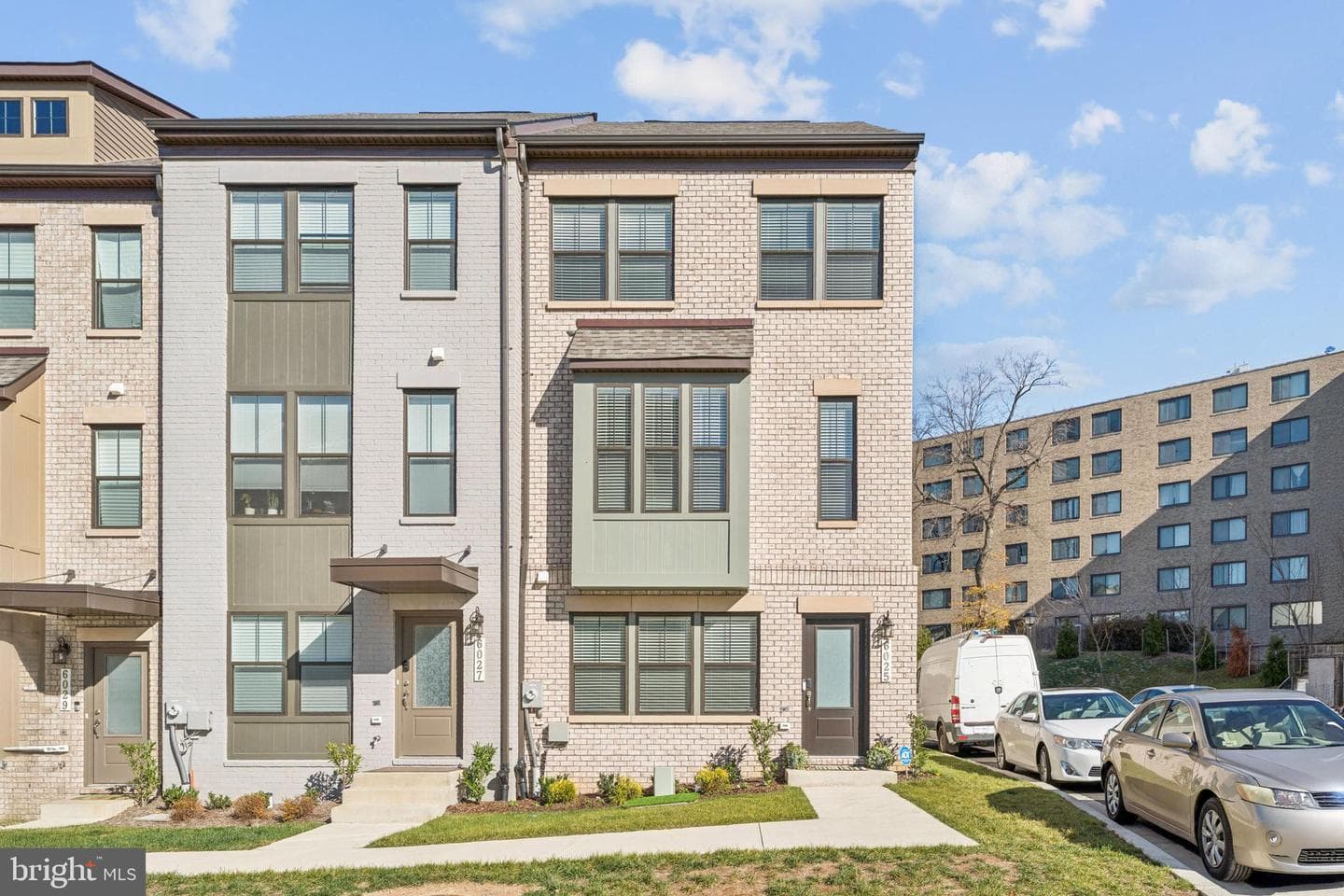 6025 Soho Way photo 1