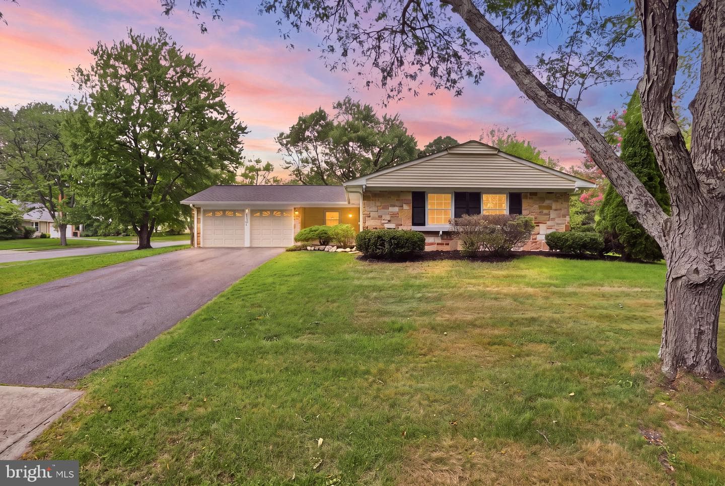 12504 Kavanaugh Lane photo 1