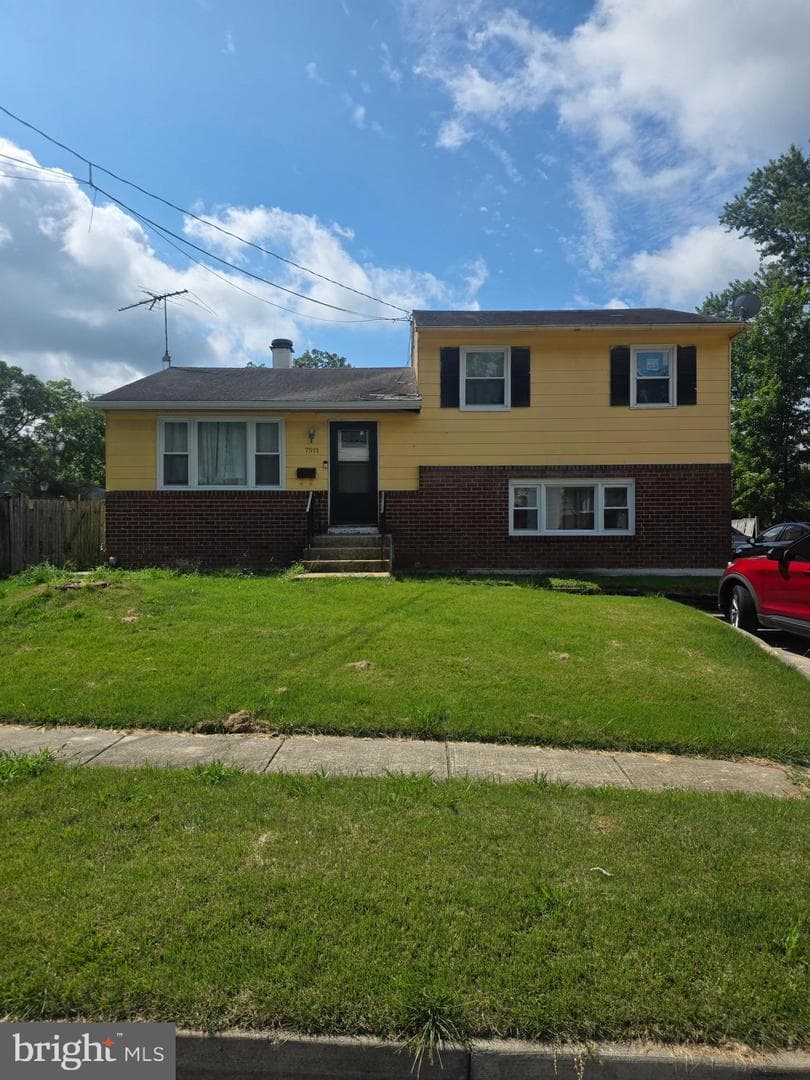 7511 Newberry Lane photo 1