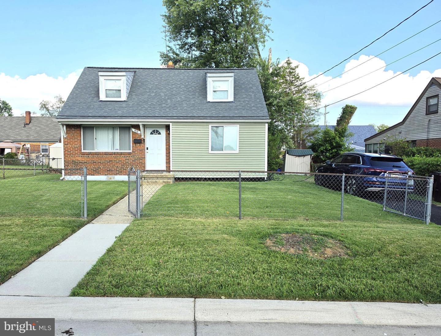 910 Highview Drive photo 1