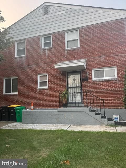 7402 W Park Drive photo 1