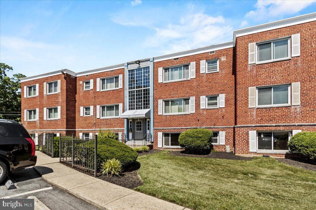 3839 Hamilton Street #k-202 photo 1
