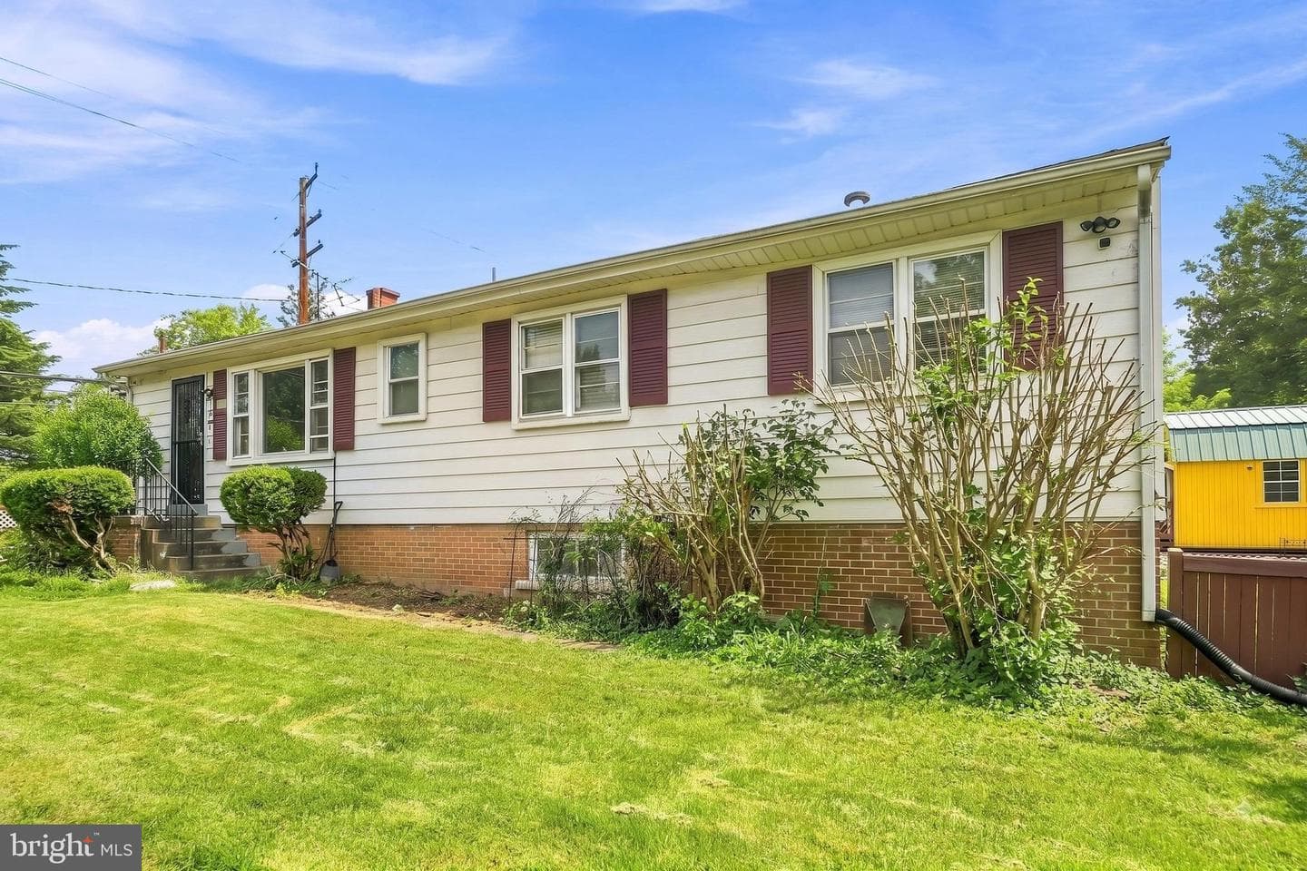 5603 Berwyn Road photo 1