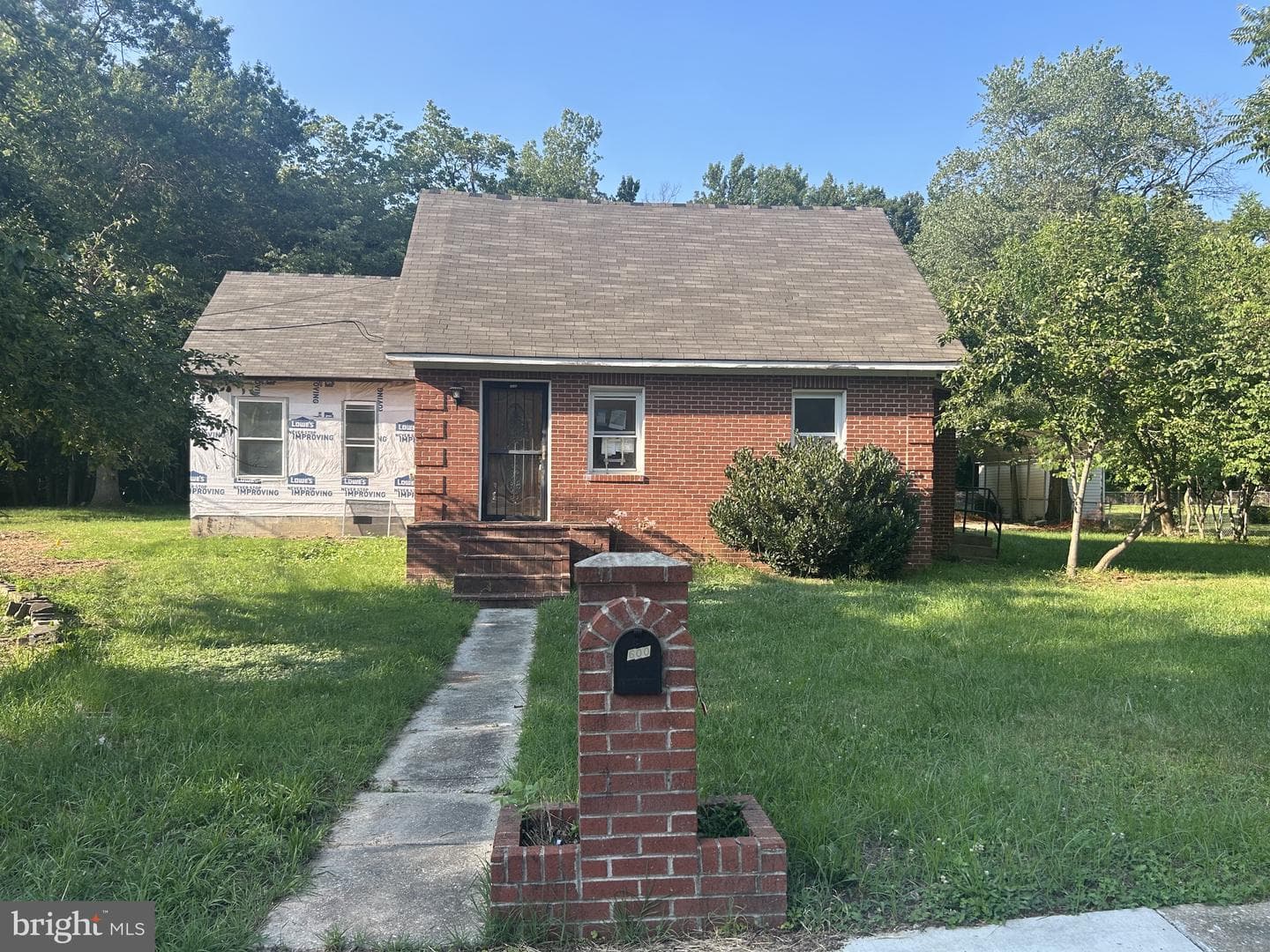 6600 Woodland Road photo 1