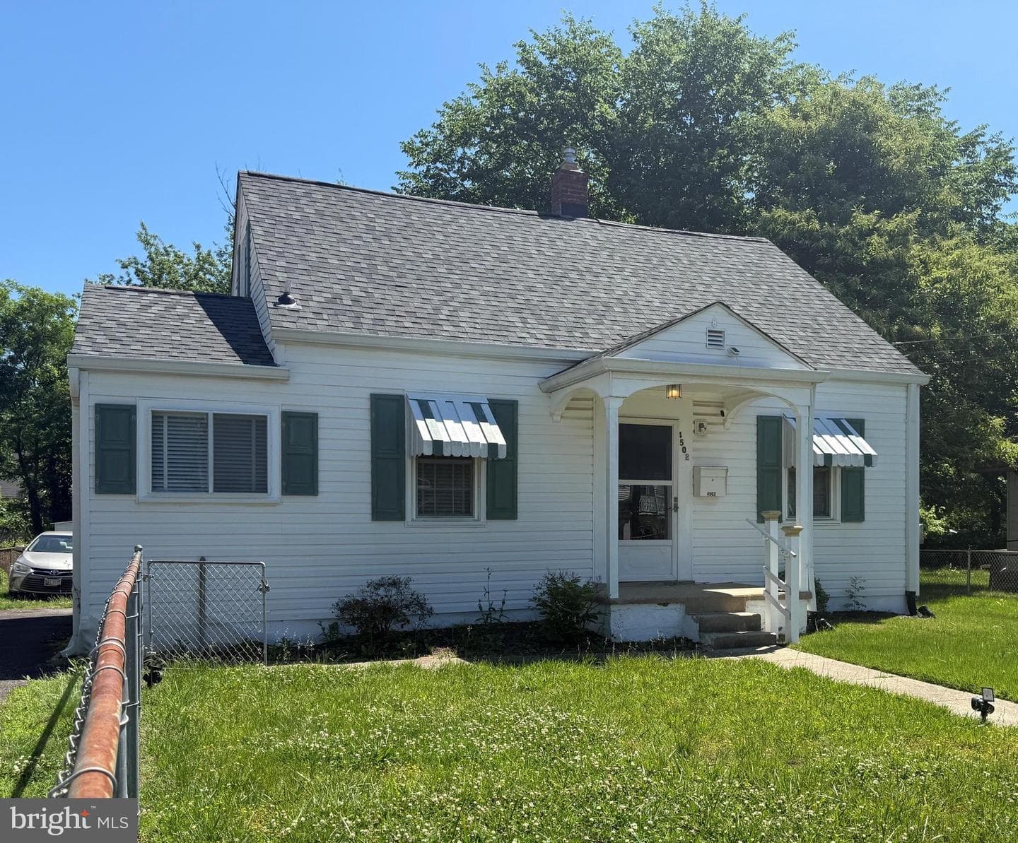 4502 Maple Road photo 1