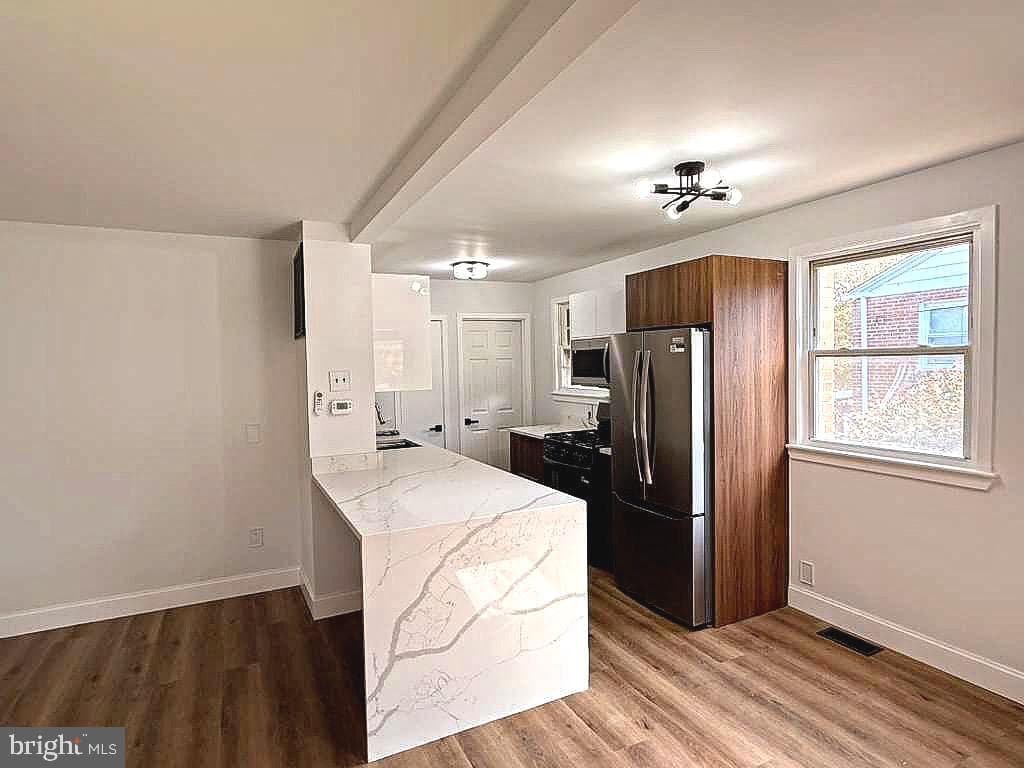 6612 Stockton Lane photo 1