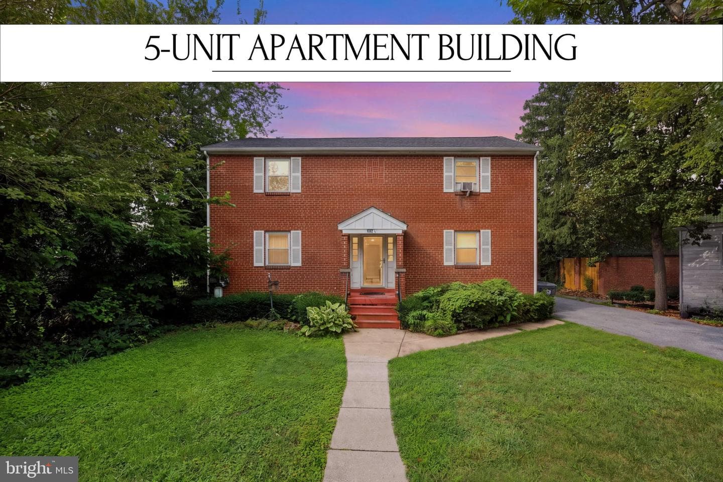 306 1/2 Montgomery Street photo 1