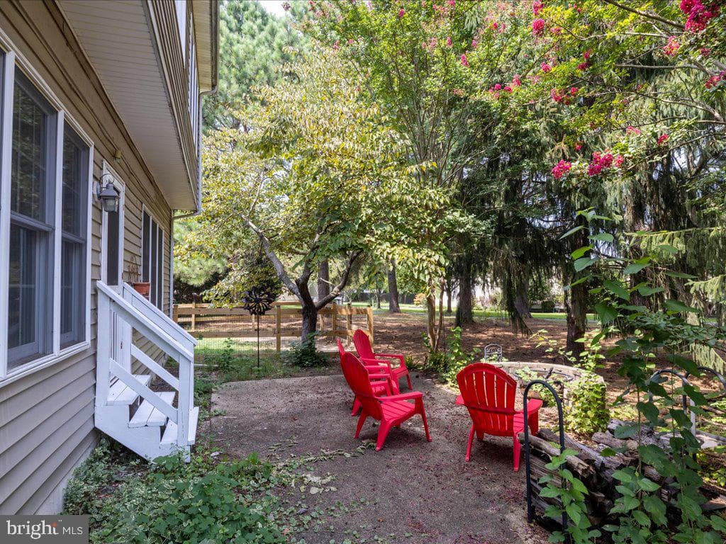 4935 Main Street photo 4