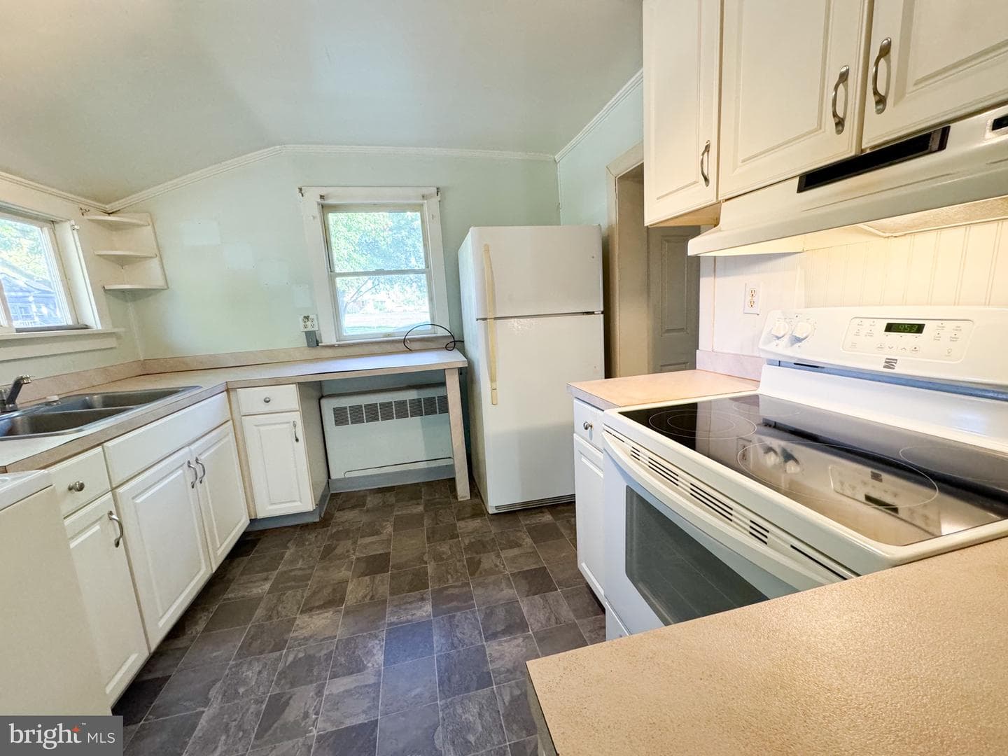 602 Dominion Road photo 7