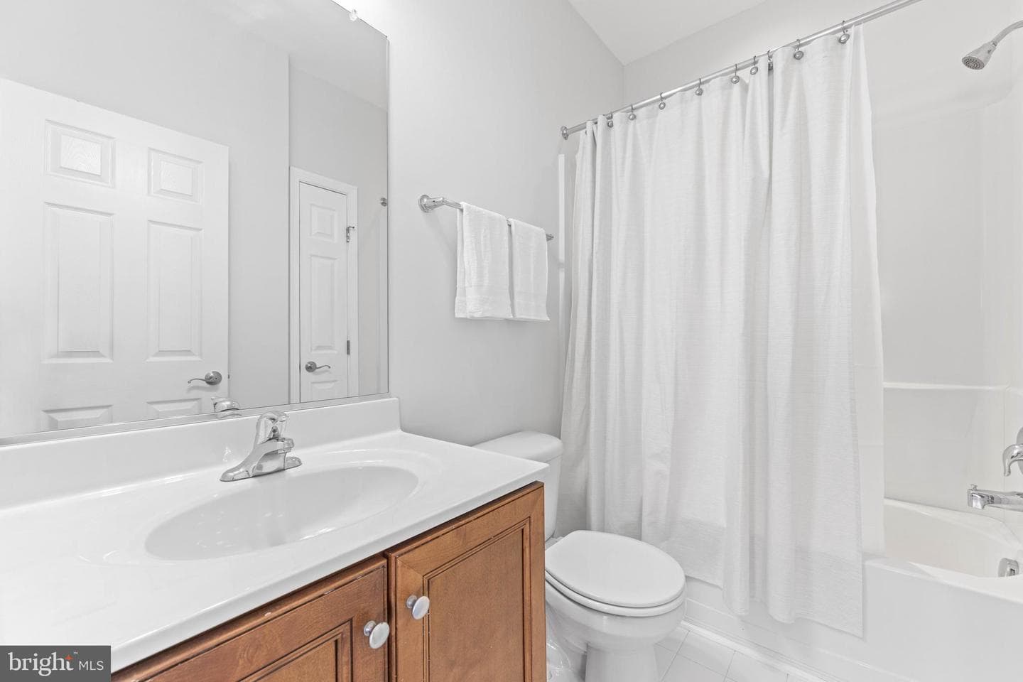 211 Keenan Way photo 48