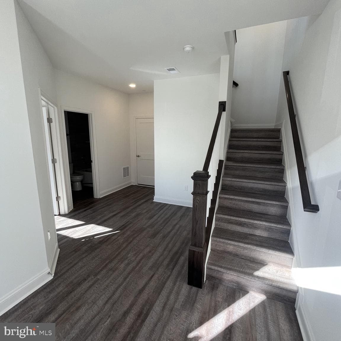 241 Jessica Lynn Avenue photo 4