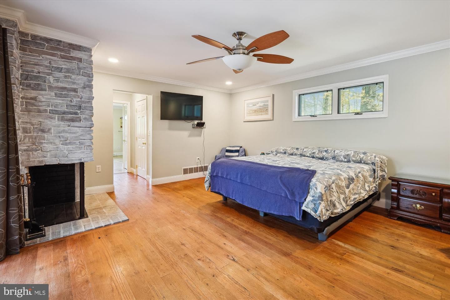 42 Prospect Bay Drive W photo 16