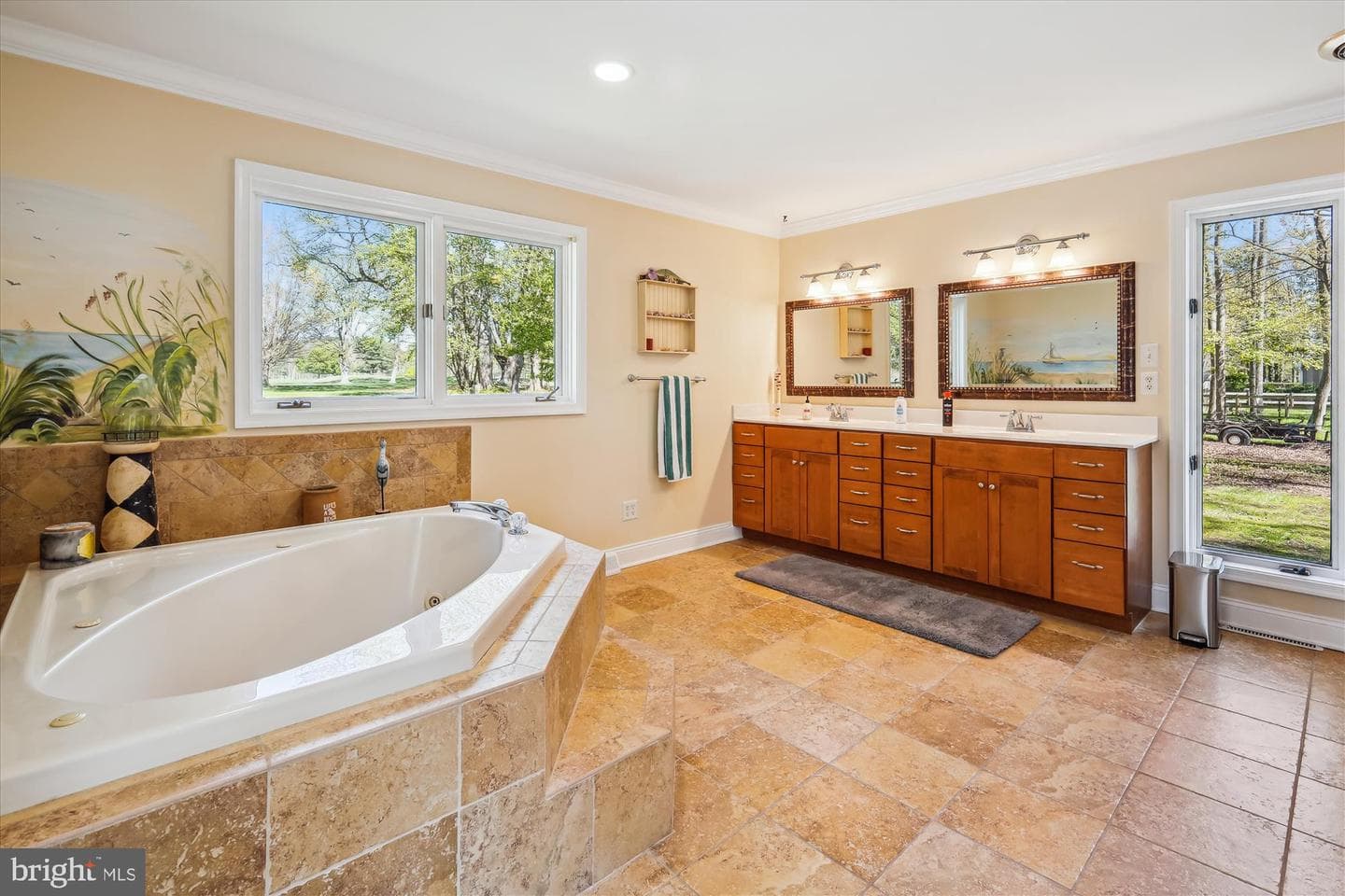 42 Prospect Bay Drive W photo 19