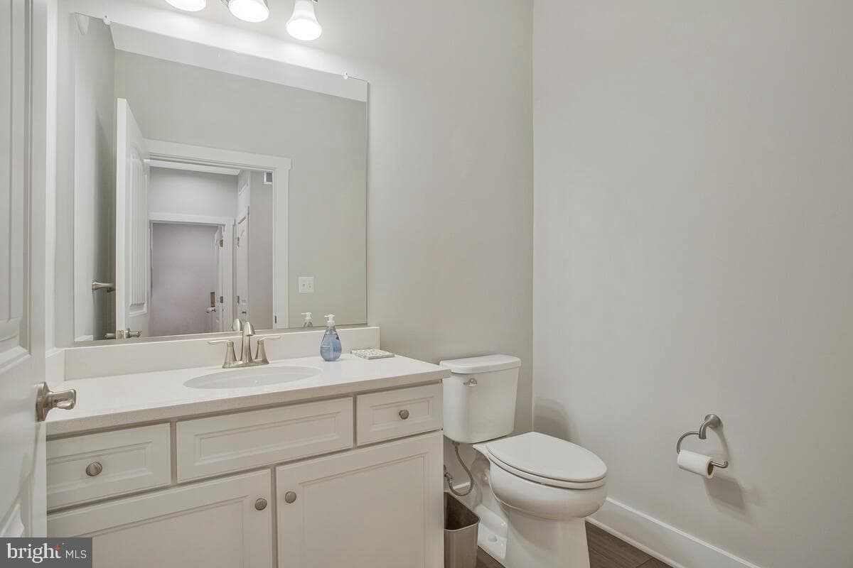 170 Harrier Way #11 photo 28