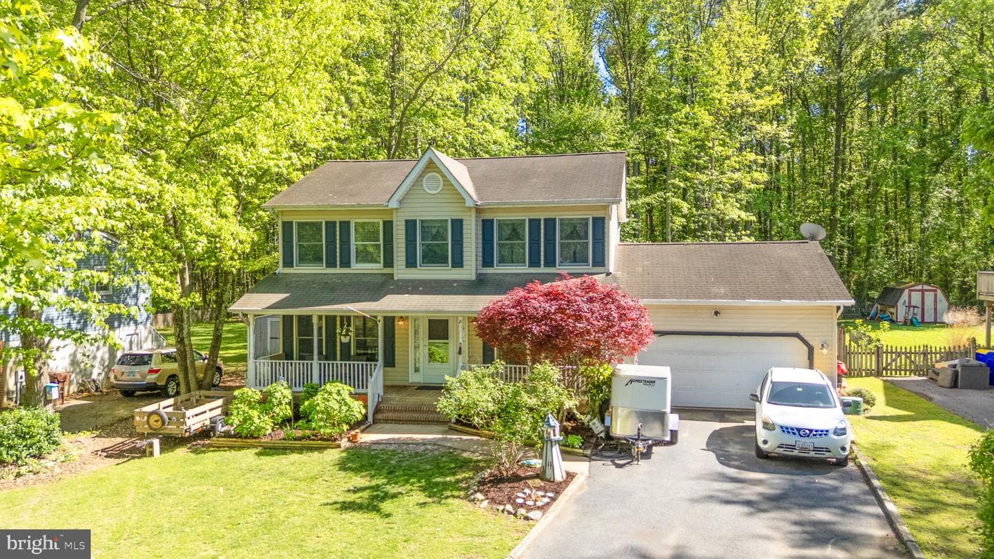 335 Larch Place photo 53