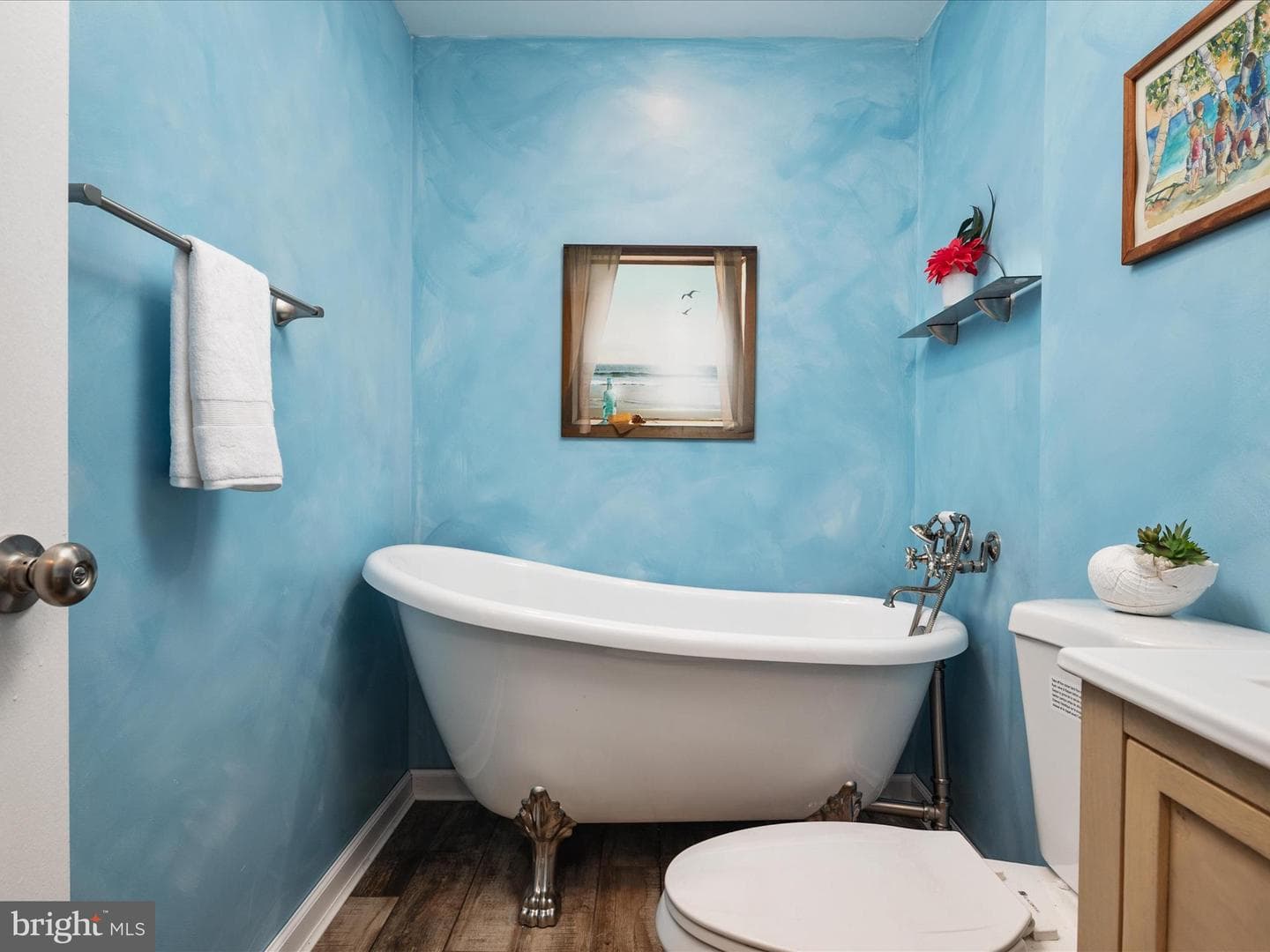 312 William Way photo 17