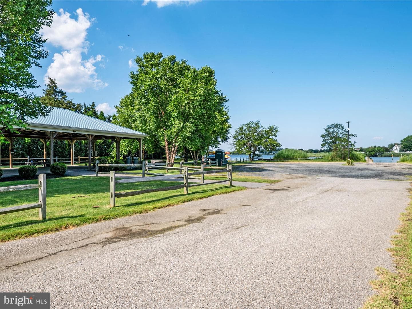 312 William Way photo 32