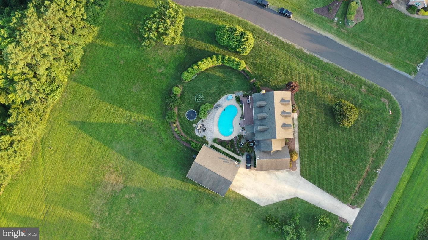105 Port Court photo 6