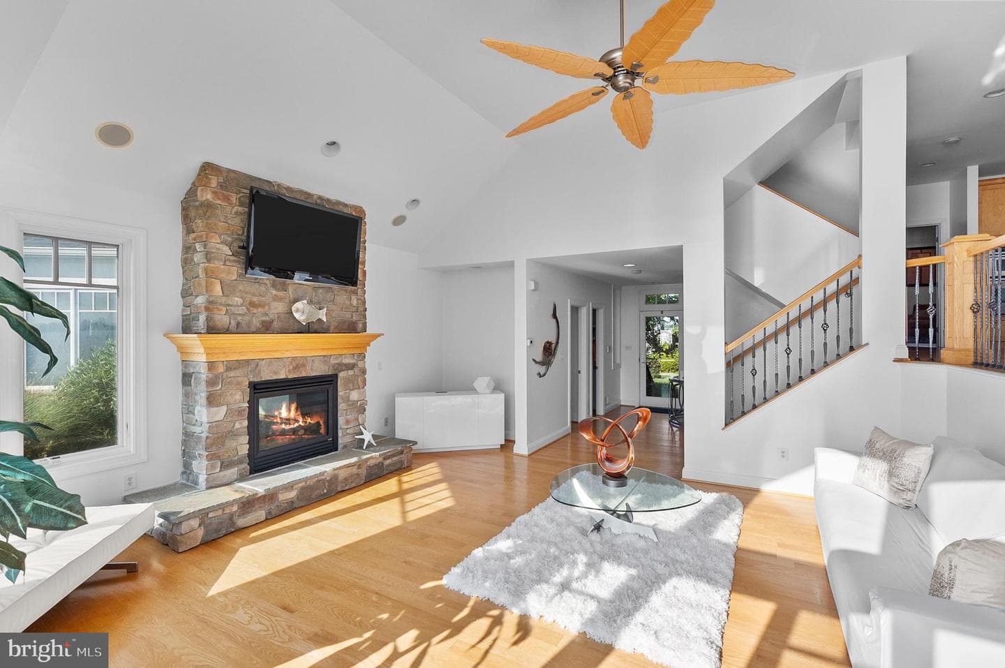 426 Narrows Pointe Drive photo 10