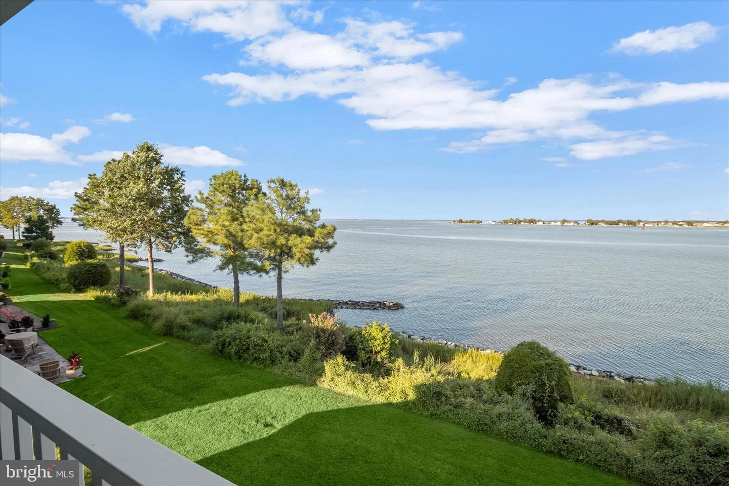 350 Narrows Pointe Drive photo 31