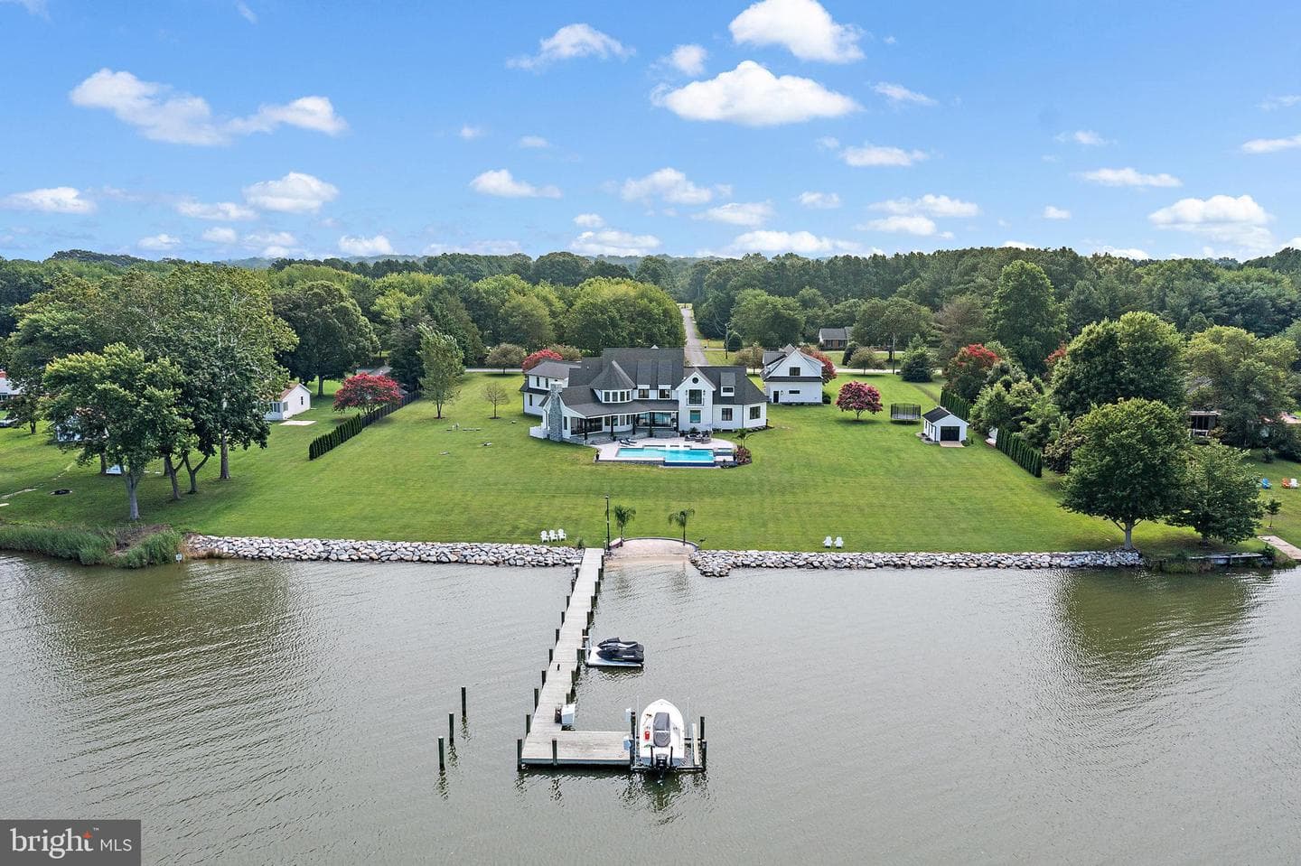 2452 Bennett Point Road photo 2